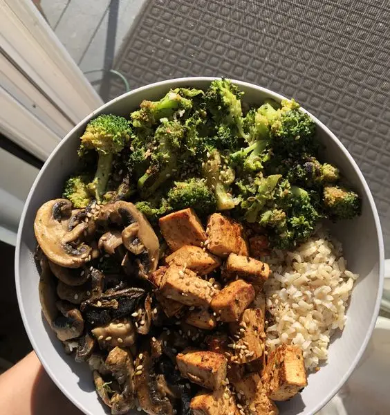 Healthy Tofu Meal Prep Bowls: Elevate Your Vegan Lunch Game in 2024 with amazing Tofu Bowl Recipes